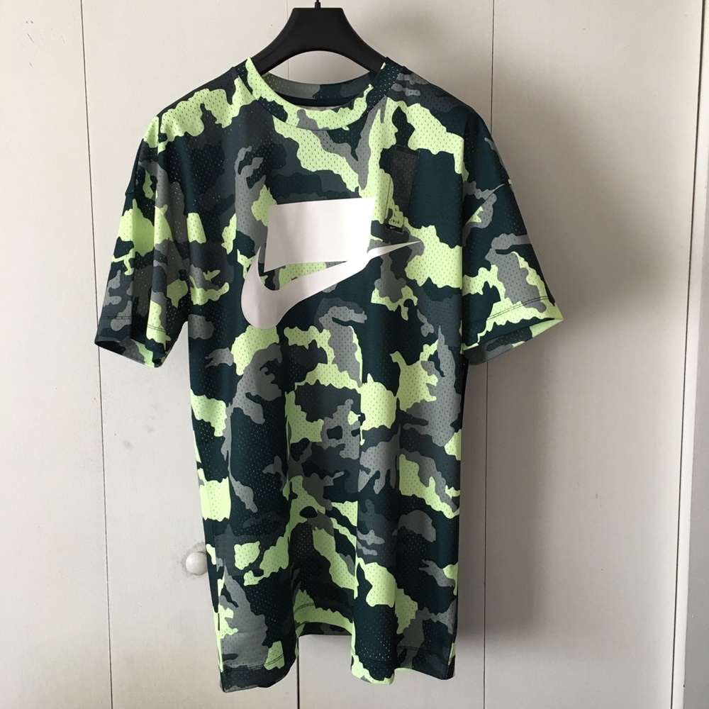 NIKE CAMO SZ L